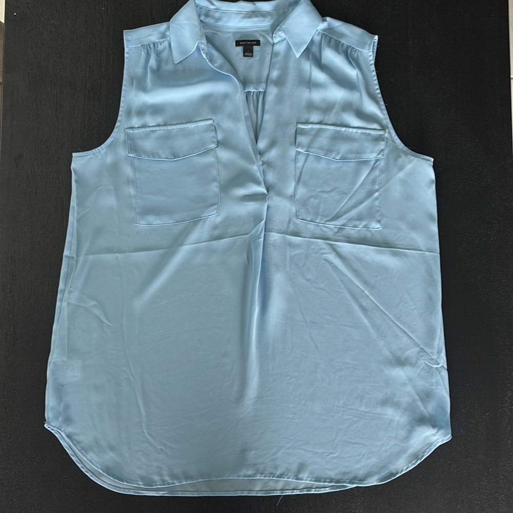 Ann Taylor Sleeveless Top